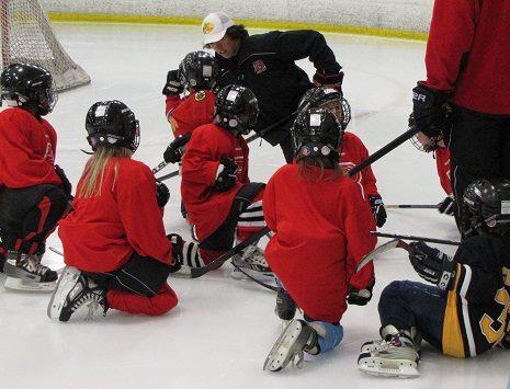 youth hockey team huddle youth hockey