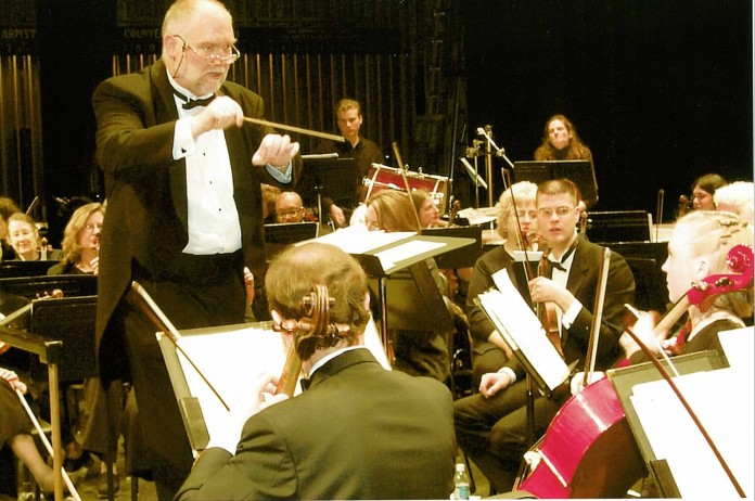 Whatcom Symphony Orchestra, Conductor Roger Briggs