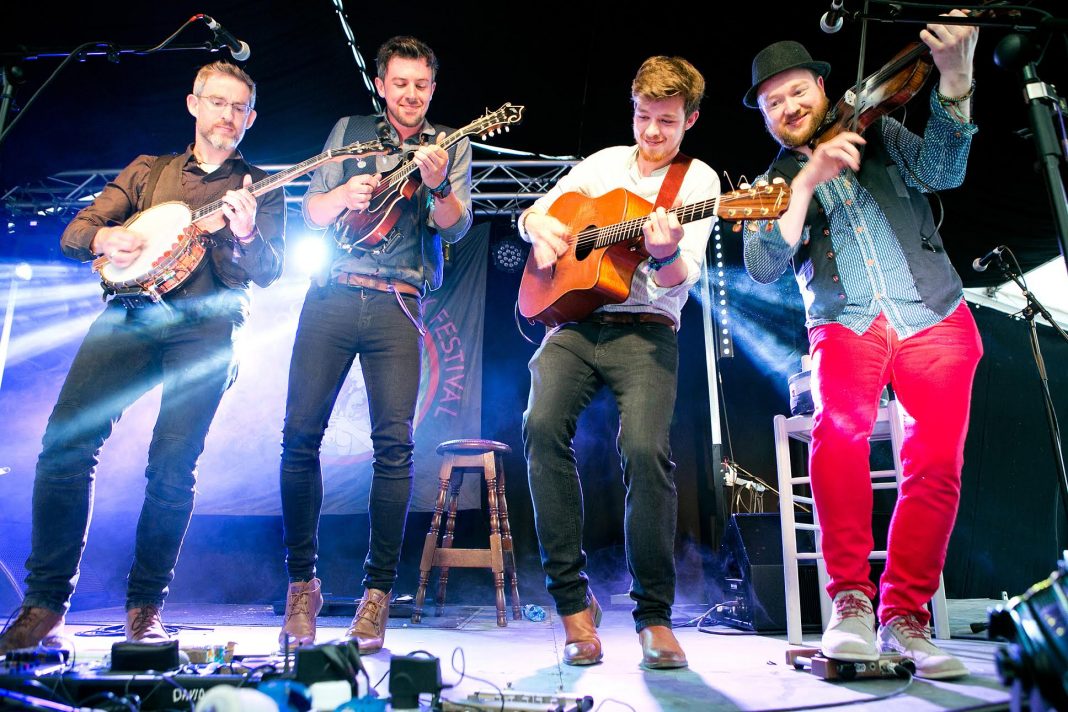 We Banjo 3