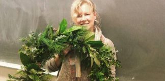 holiday wreaths