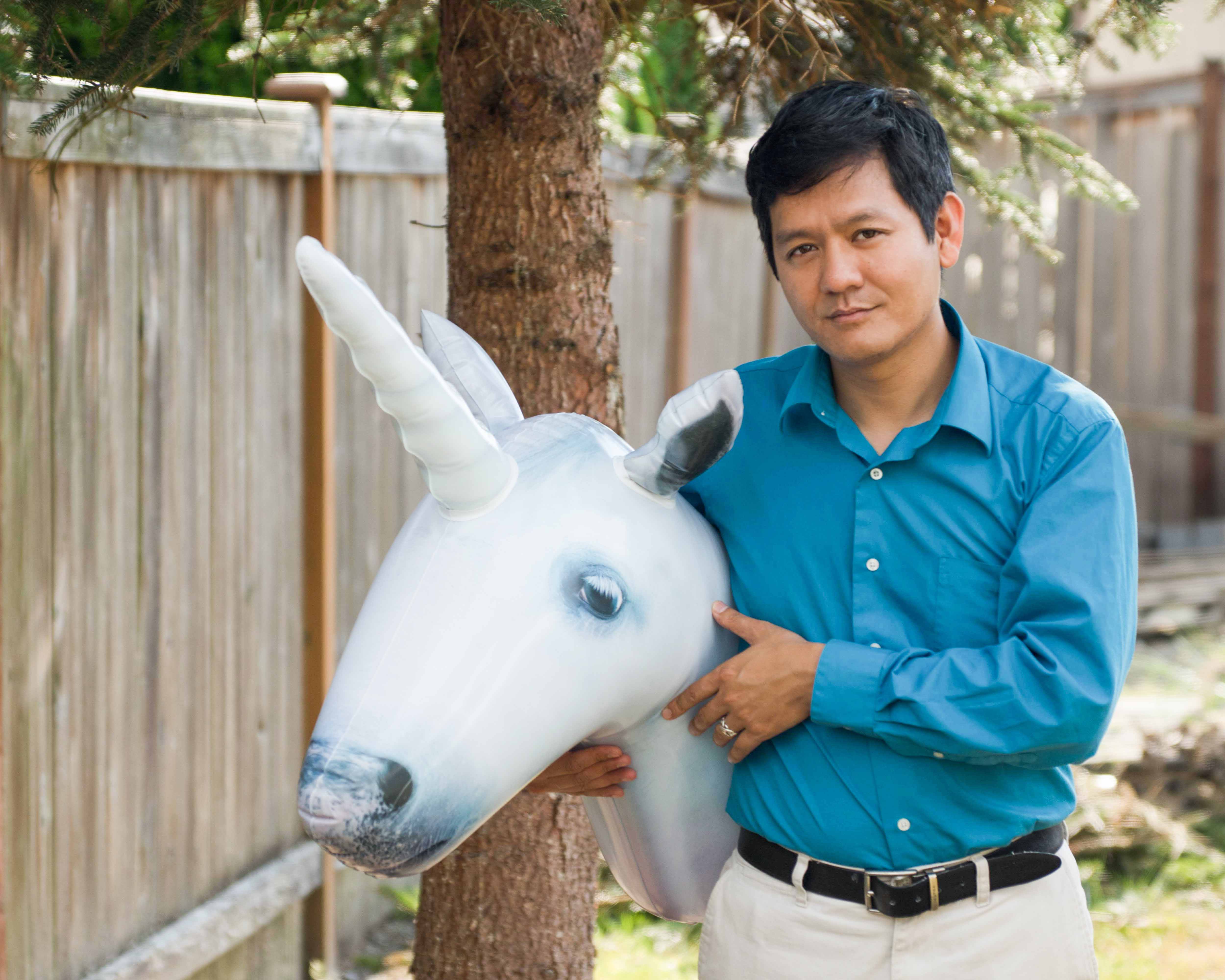 vu-le-pic-outside-unicorn-smaller