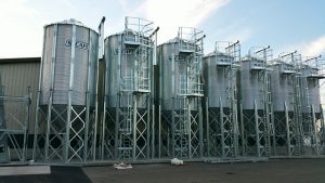The grain silos are made by SCAFCO, a Spokane-based grain storage and handling manufacturer. Photo courtesy: Scratch and Peck Feeds. 