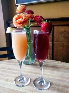 Fresh Fruit Bellini Peach & Strawberry