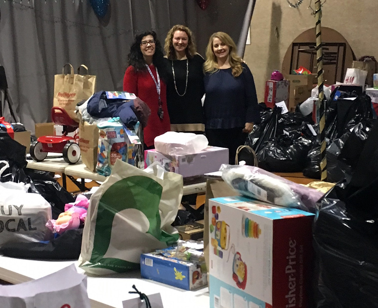 Bob Wallin Insurance, Salvation Army Bring Christmas to