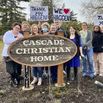 Cascade-Connections-Haggen-wheelchair-van-group-photo-2023
