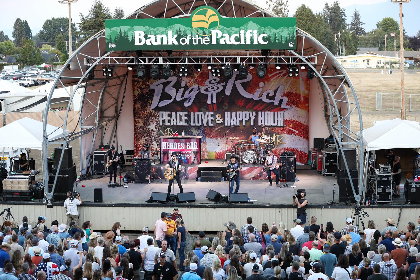 BankofthePacificNorthwestWashingtonFairBigandRich