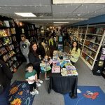 Comics-place-customers