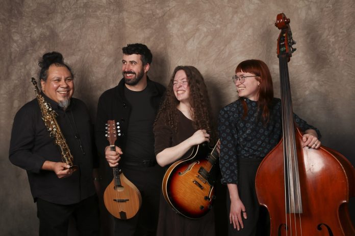 Nuages The Unknowns Aperatonic Trio